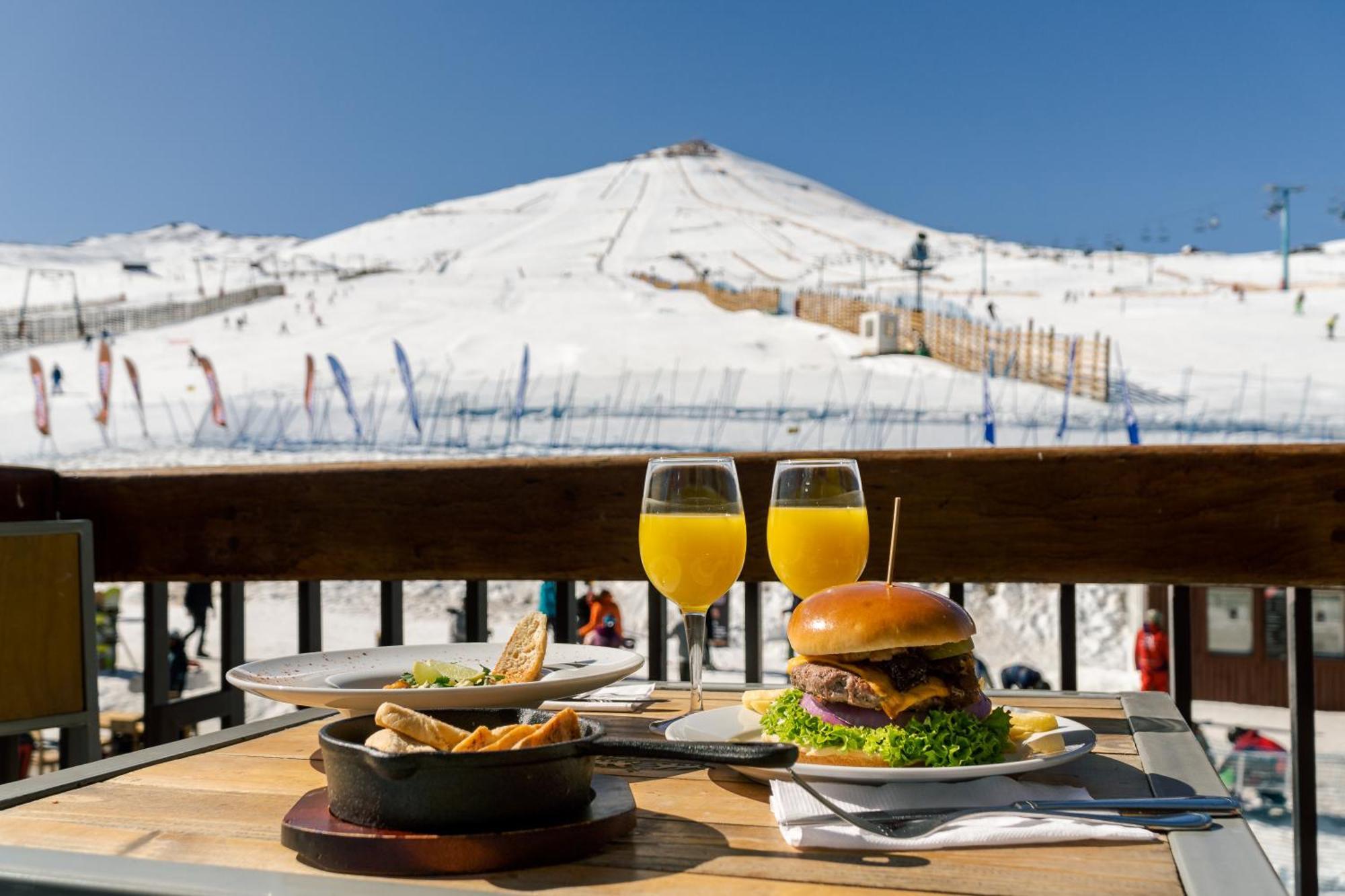 Departamentos Alojamiento Oficial Gran Parador Ski In - Out, Centro De Ski El Colorado, Farellones - Unico Con Descuentos En Servicios Del Centro De Ski المظهر الخارجي الصورة